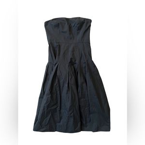 BCBG size 4 strapless black dress